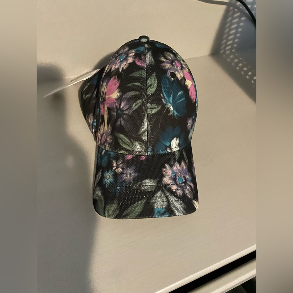 Lug Topper- brand new with tags